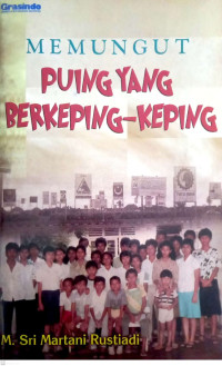 Image of Memungut Puing yang Berkeping-keping